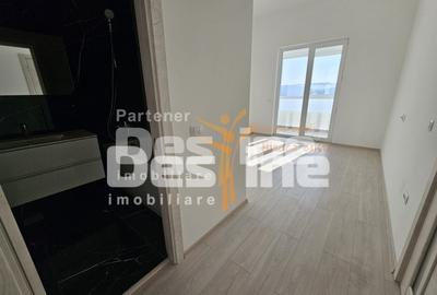 Apartament cu 3 camere decomandat în Păcurari