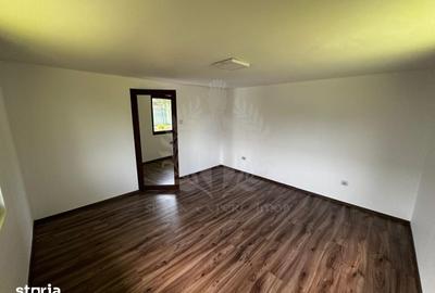 Spațiu comercial, de 361 mp, în 9 Mai - 14