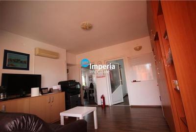 Casă individuală cu 10 camere cu Canalizare în Central - 3