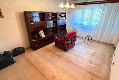 Apartament cu 2 camere decomandat în Calea București - 1
