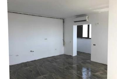Apartament cu 2 camere decomandat în Energia