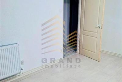 Spațiu comercial, de 32 mp, în Central - 1