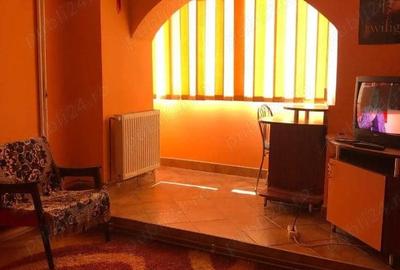 Apartament cu 4 camere decomandat în Aurel Vlaicu
