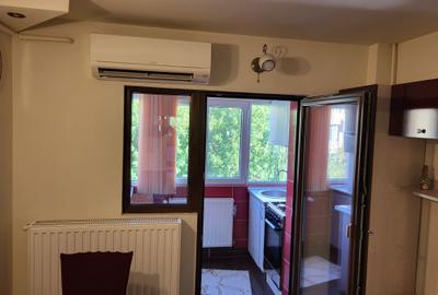 Apartament cu 2 camere decomandat în Central - 2