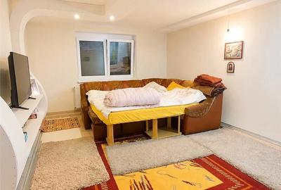 Casă cu 6 camere cu Teren 250 Mp în Colonia Tălmaciu
