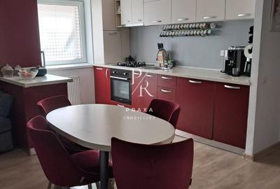 Apartament cu 3 camere semidecomandat, mobilat în Florești