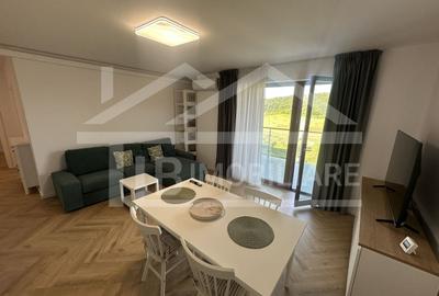 Apartament cu 3 camere decomandat în Livezeni - 1