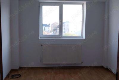 Apartament cu 2 camere decomandat în Dorohoi - 1