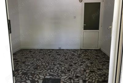 Spațiu comercial, de 13 mp, în Central - 11