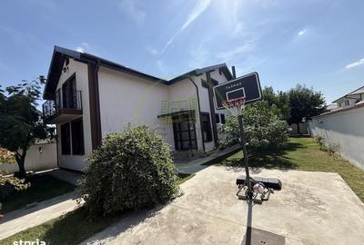 Casă cu 4 camere în Central