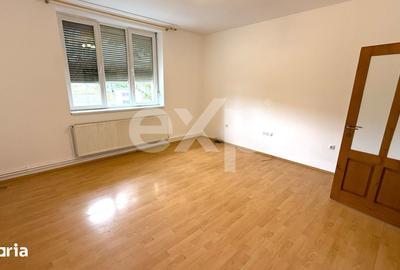 Spațiu comercial, de 120 mp, în Central