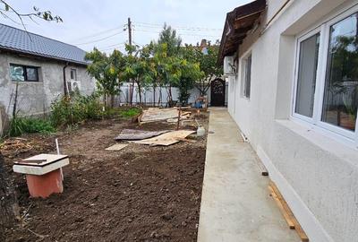 Casă individuală cu 3 camere cu Canalizare în Central - 2