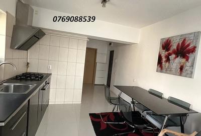 Apartament cu 2 camere decomandat în Baicului