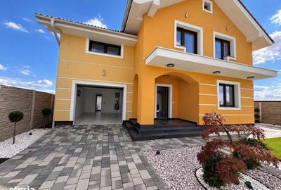 Casă cu 4 camere în Central