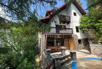 Casă individuală cu 8 camere cu Canalizare în Sinaia - 1