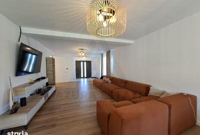 Casă cu 4 camere cu Teren 500 Mp în Central - 11