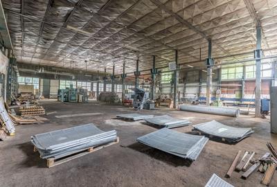 Spațiu industrial, de 1,965 mp, în Industrială - 17