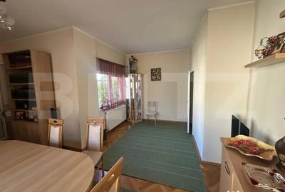 Apartament cu 3 camere decomandat, mobilat în Titulescu