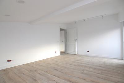 Apartament cu 3 camere semidecomandat în Calea Călărașilor - 17