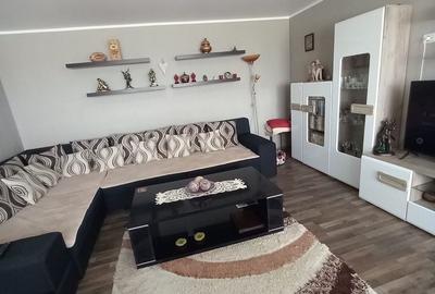 Casă cu 4 camere în Exterior Vest