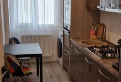 Apartament cu 2 camere decomandat în Titan - 3