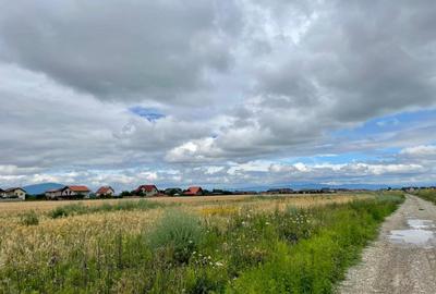 Teren agricol intravilan de 352 mp, în Triaj - 3