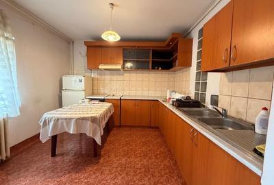 Apartament cu 3 camere decomandat, mobilat în Mănăștur