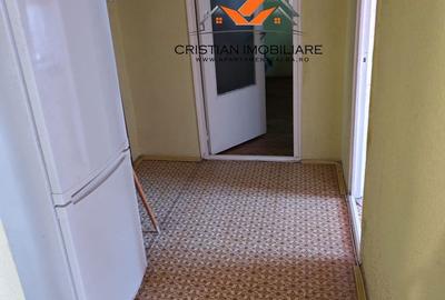 Apartament cu 2 camere decomandat în Cetate - 2