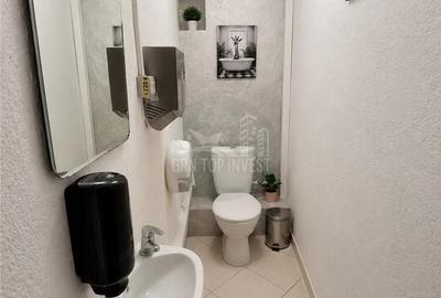 Spațiu comercial, de 150 mp, în Central - 17