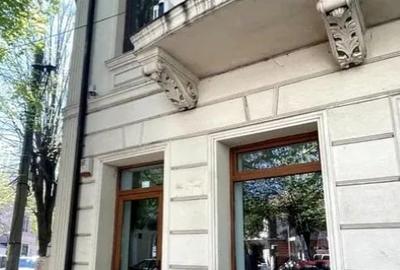 Spațiu comercial, de 70 mp, în Central