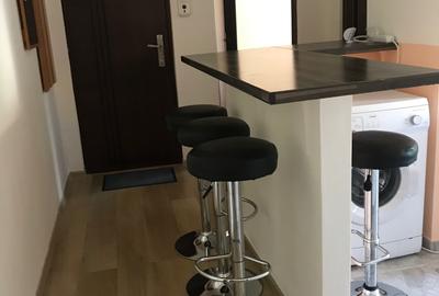 Apartament cu 2 camere decomandat în Astra