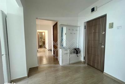 Apartament cu 3 camere decomandat în Cristian - 9