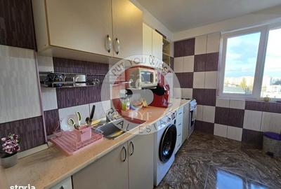 Apartament cu 3 camere semidecomandat, mobilat în Lizeanu - 1