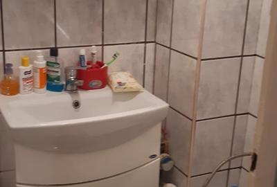 Apartament cu 4 camere decomandat în Central - 2