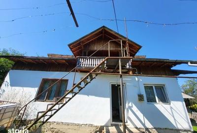 Casă cu 4 camere cu Teren 76 Mp în Central
