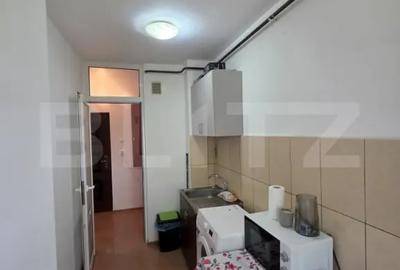 Garsonieră decomandată în Central