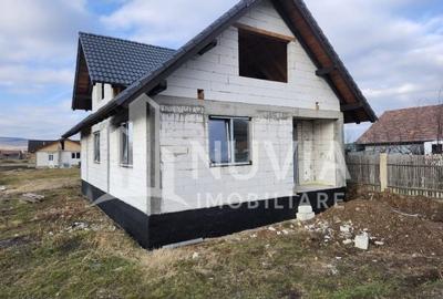 Casă cu 4 camere în Galtiu - 2