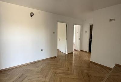 Casă cu 3 camere cu Teren 115 Mp în Bălești - 2
