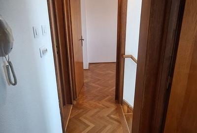 Apartament cu 4 camere în Olimpia-Stadion - 8