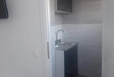 Garsonieră decomandată în Berceni