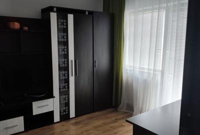 Apartament cu 2 camere decomandat în Nufărul - 1