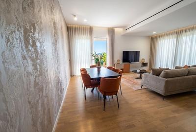 Apartament cu 3 camere decomandat, mobilat în Iancu Nicolae