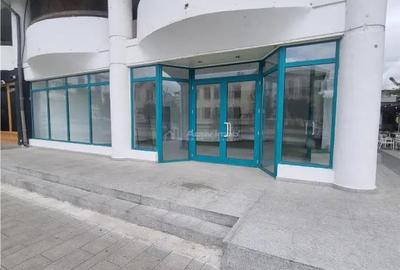 Spațiu comercial, de 70 mp, în Libertății - 11