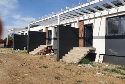 Casă cu 4 camere cu Teren 227 Mp în Domnești - 2