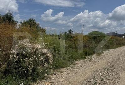 Teren de 528 mp, în Ulmi