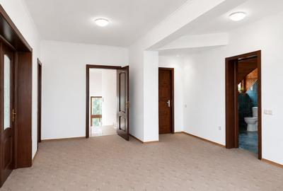 Casă individuală cu 12 camere cu Teren 3179 Mp în Breaza - 20