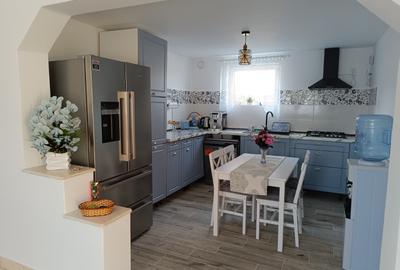 Casă cu 3 camere cu Garaj în Vețel - 11