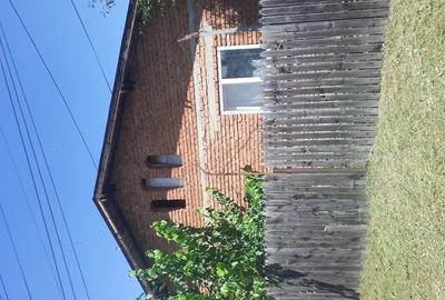 Casă cu 4 camere cu Teren 600 Mp în Puchenii-Moșneni