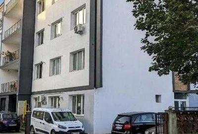 Apartament cu 2 camere în 22 Decembrie 1989
