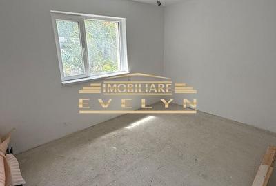 Casă cu 3 camere decomandat cu Teren 509 Mp în Central